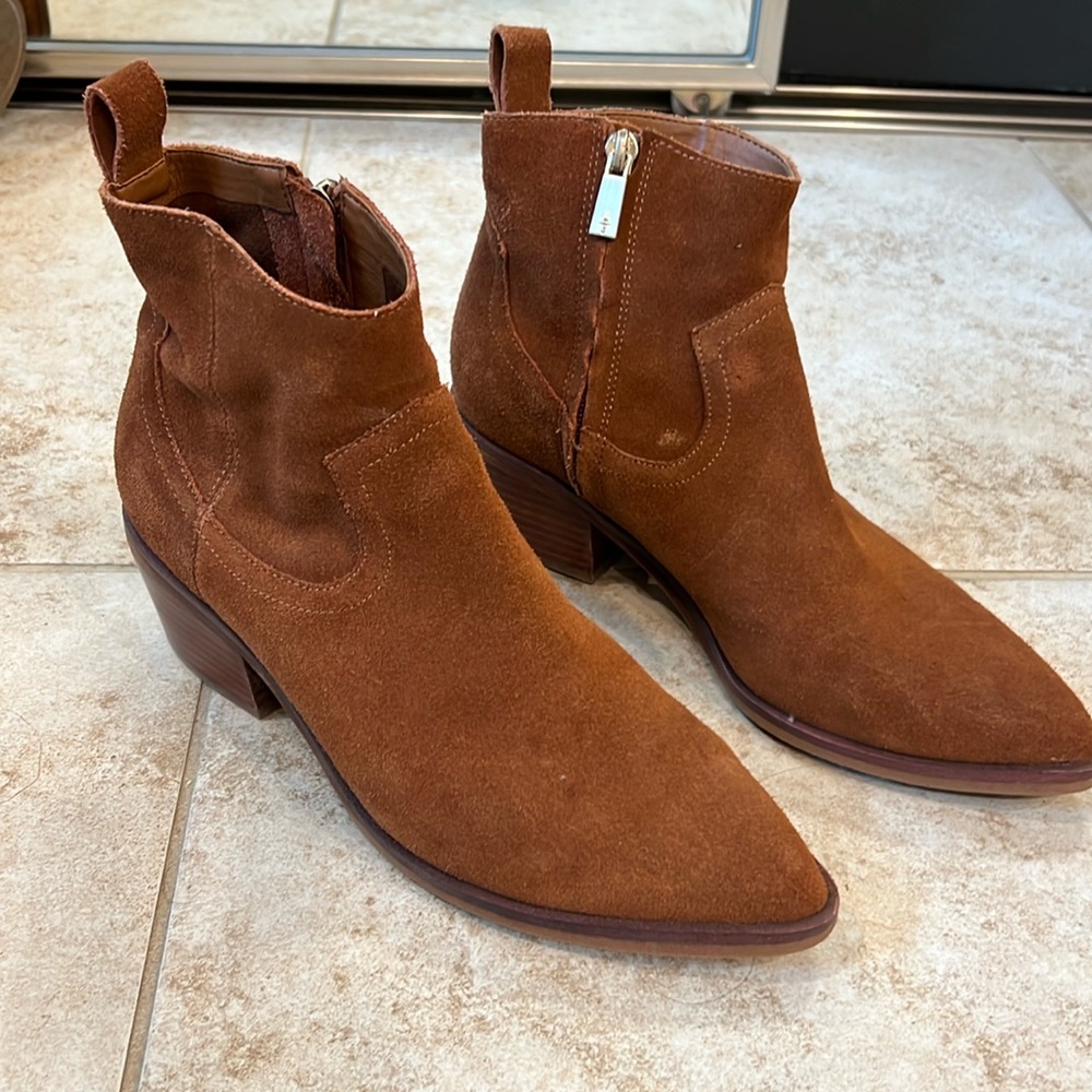 Kenneth Cole booties